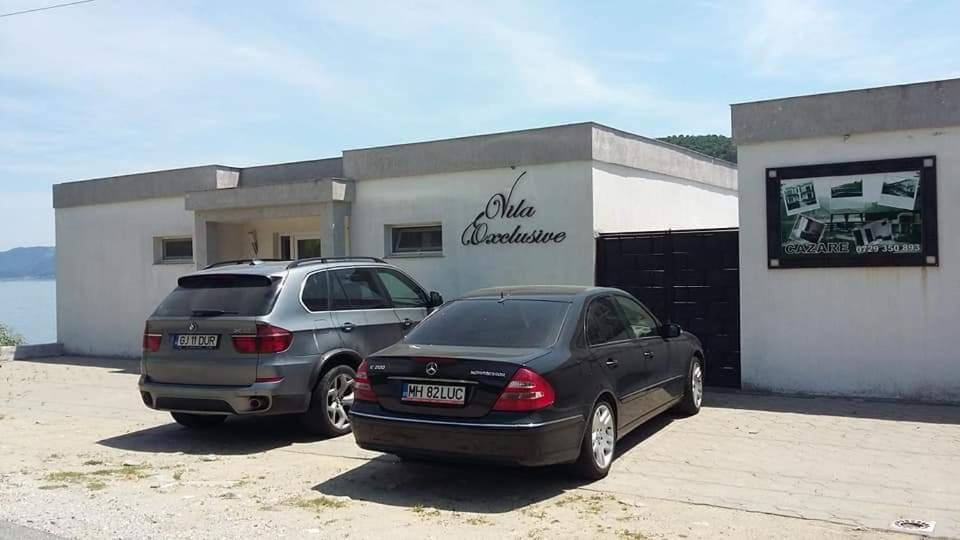 Villa Exclusive Ieşelniţa Esterno foto