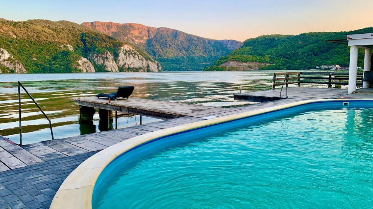 Villa Exclusive Ieşelniţa Esterno foto