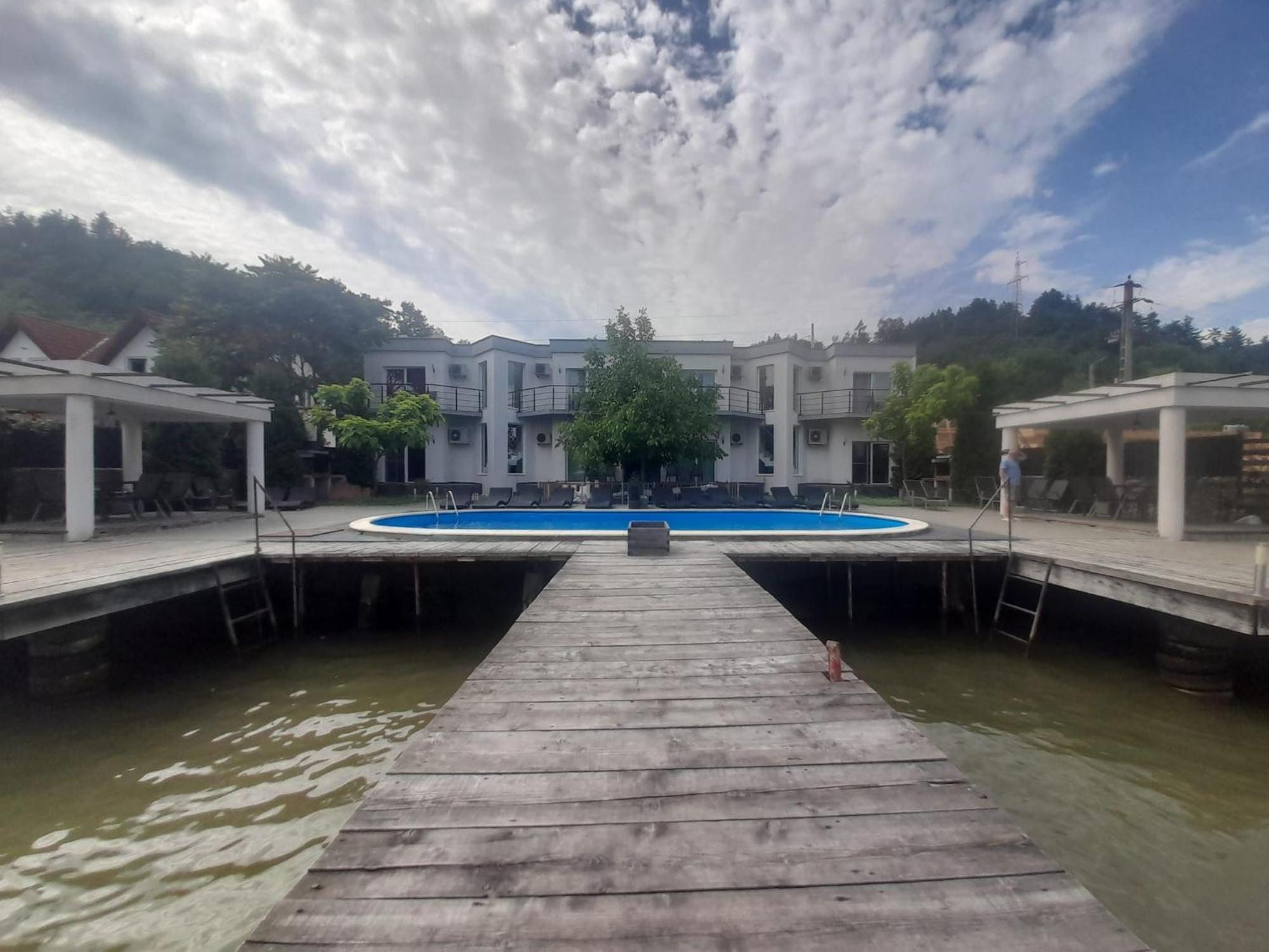 Villa Exclusive Ieşelniţa Esterno foto