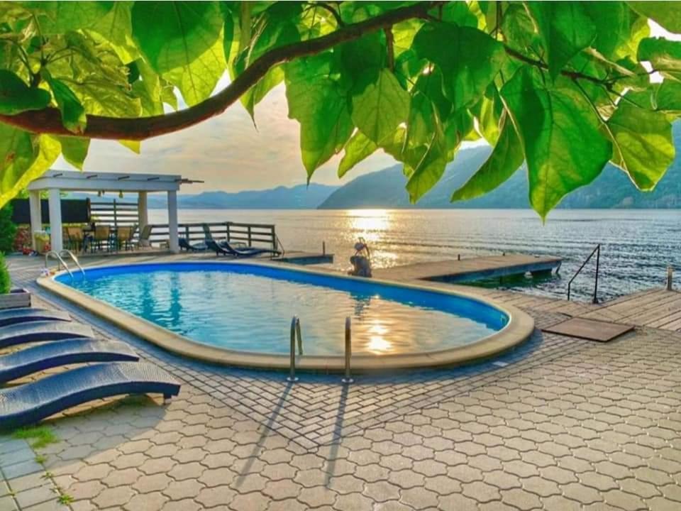Villa Exclusive Ieşelniţa Esterno foto